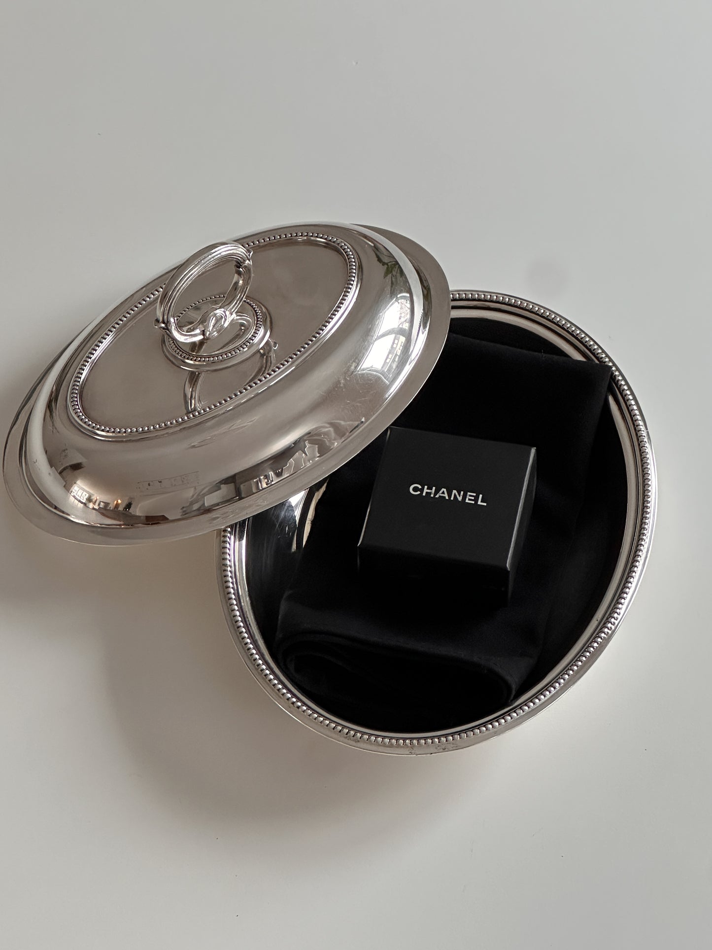 English Serving Dish 1930s