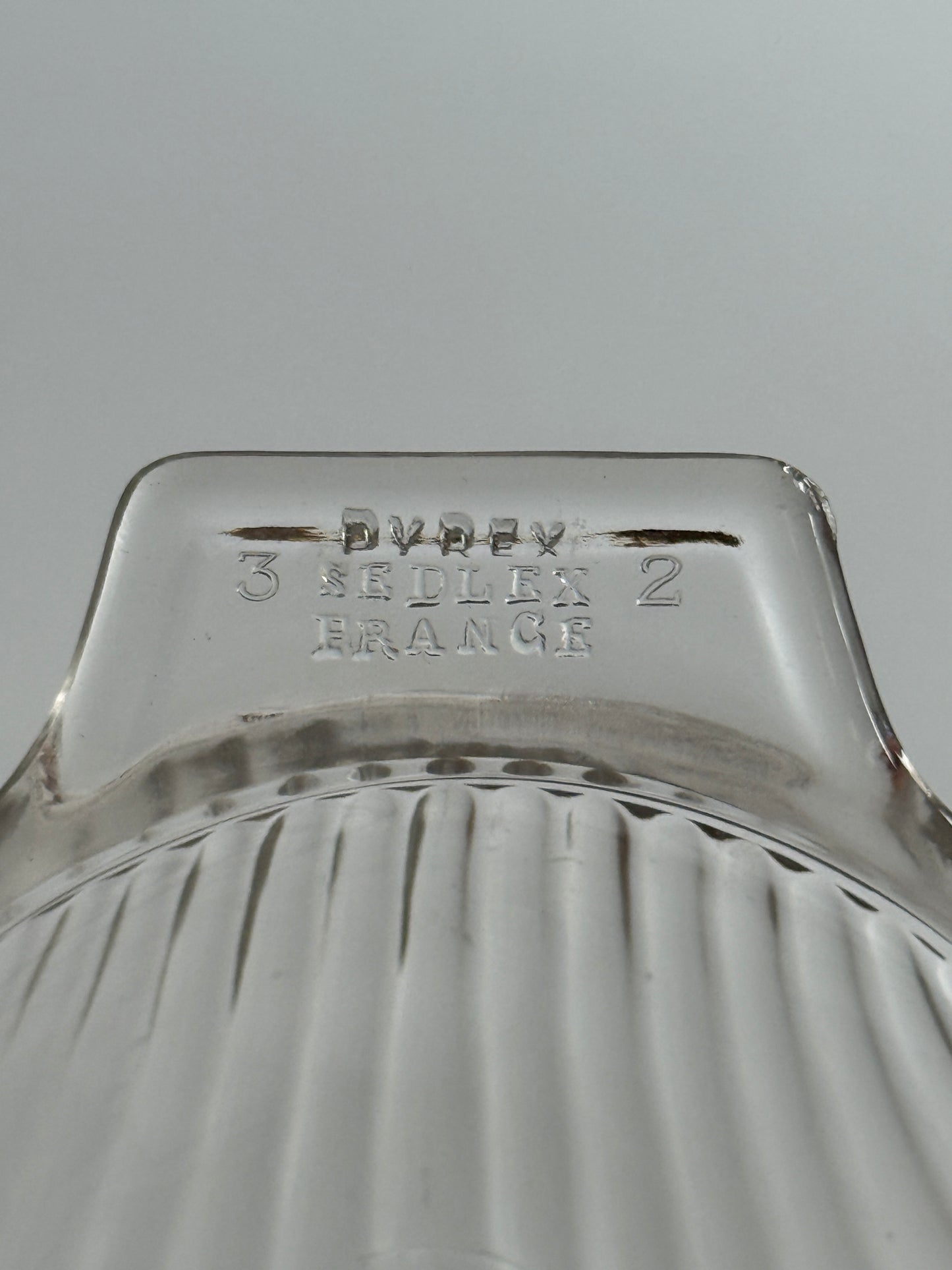 Glass Shell-Shaped Dish