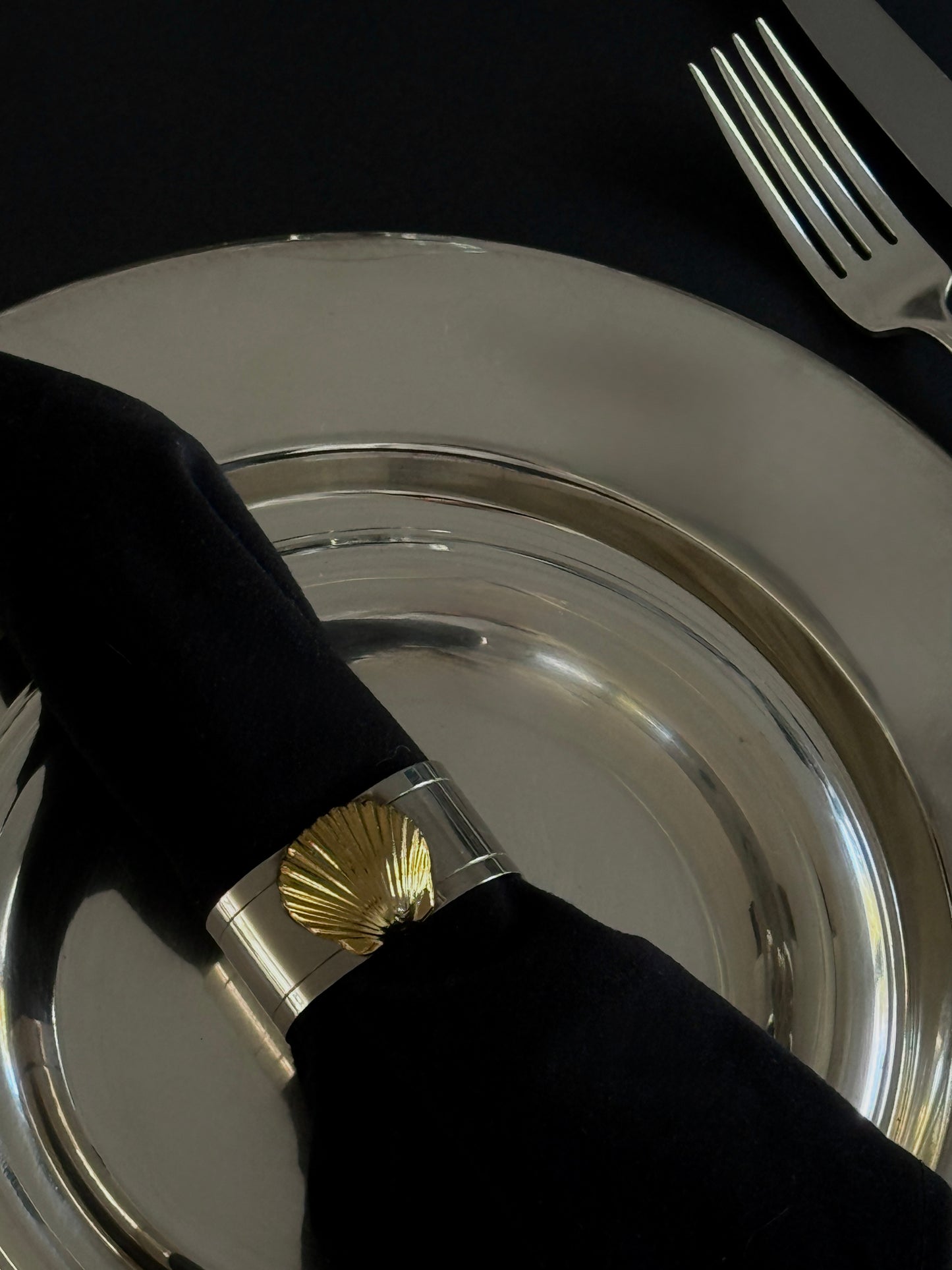 Silver Plate Shell Napkin Rings (set of 8)