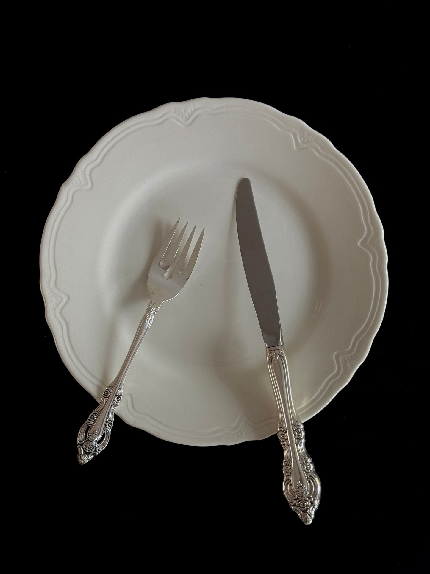 English Scalloped Dinner Plate (set of 6)
