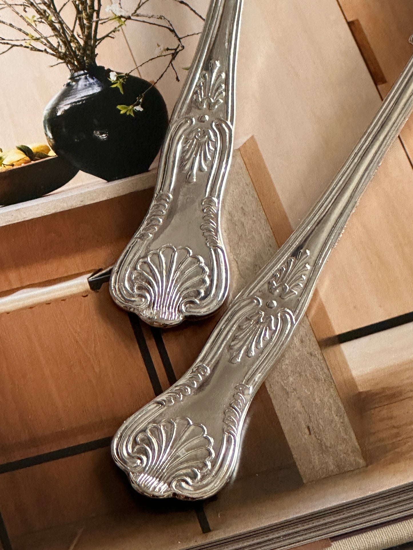 couverts à salade en métal argenté italien