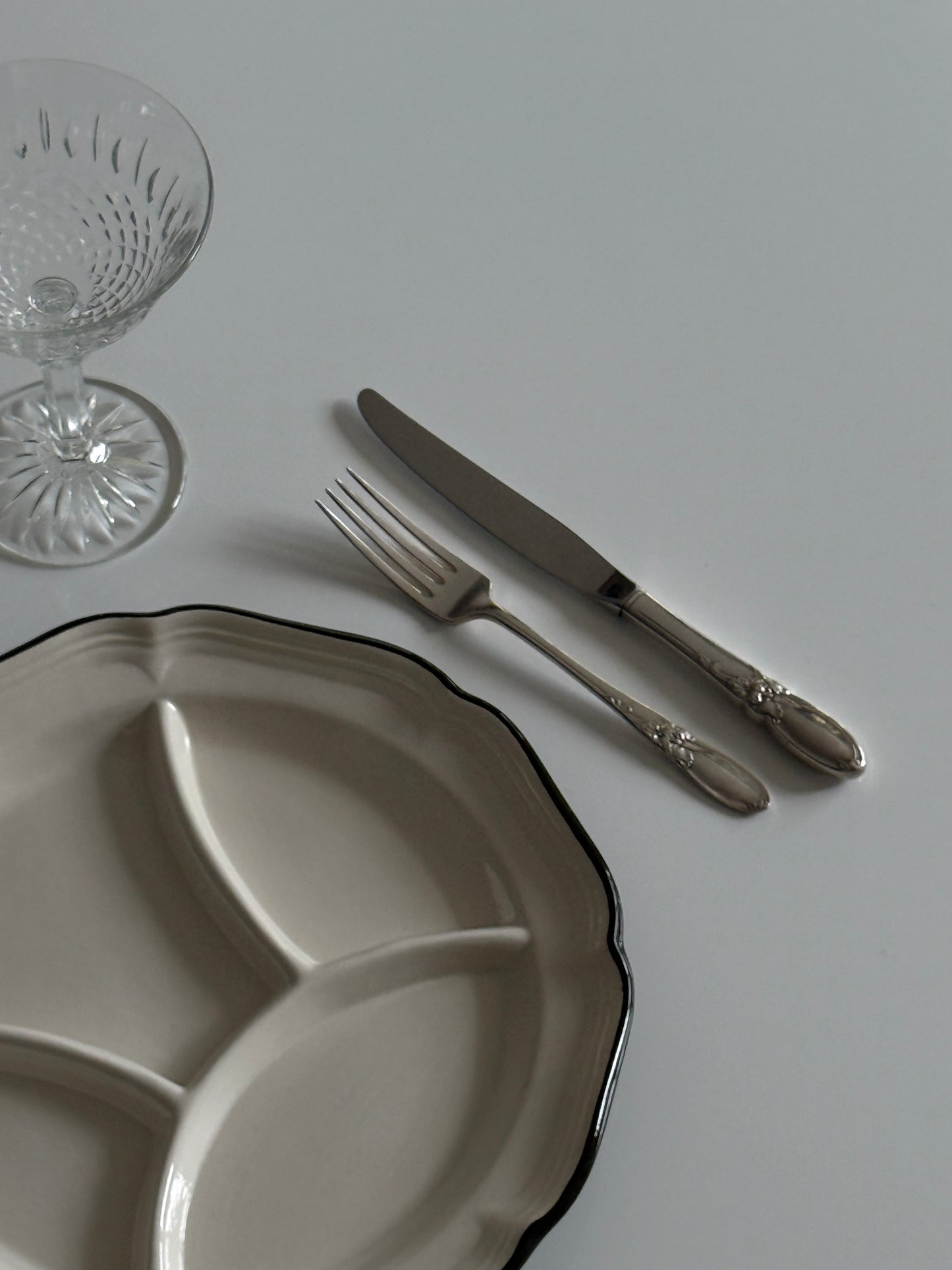 White Orchid Silver Plated Flateware set 1953 (10 pieces)