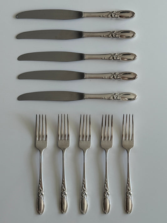 White Orchid Silver Plated Flateware set 1953 (10 pieces)
