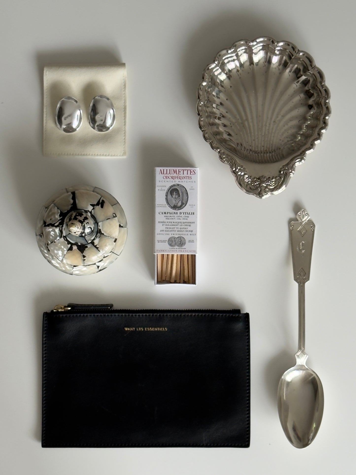 Mother-of-Pearl Seashell Jewelry Box