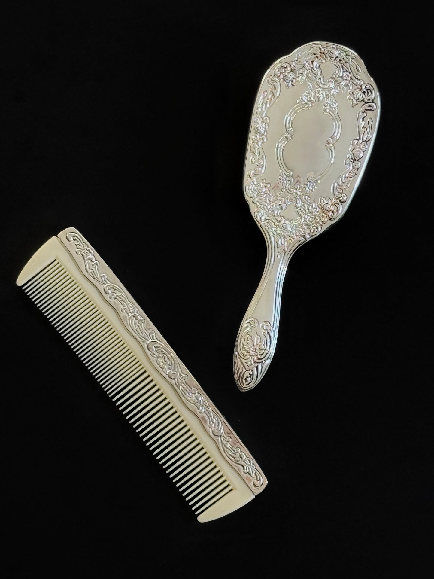 Silver Plated Brush & Comb Vanity Set