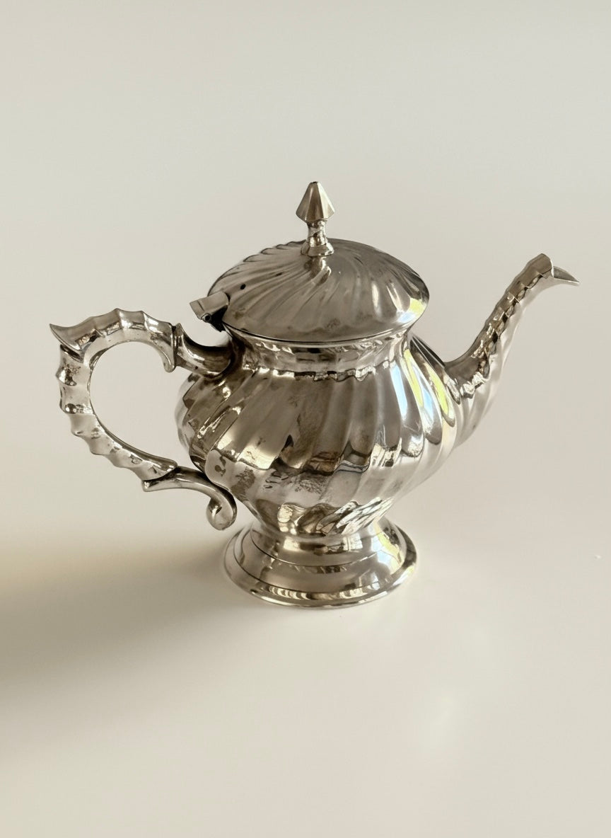 Vintage Swirl Silver Plated Coffee/ Tea Pot