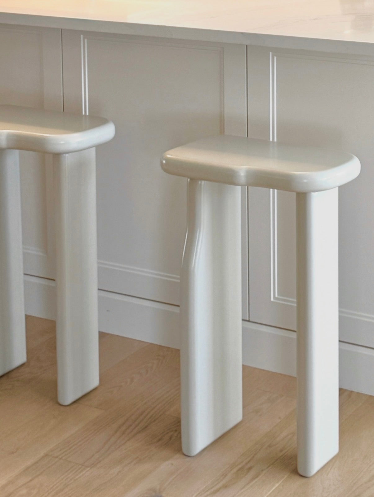 APOLLO Kitchen Stool